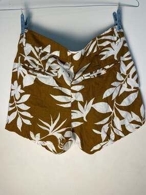 Old Navy Women's Brown and White Leaf Print Linen-Blend Everyday Shorts